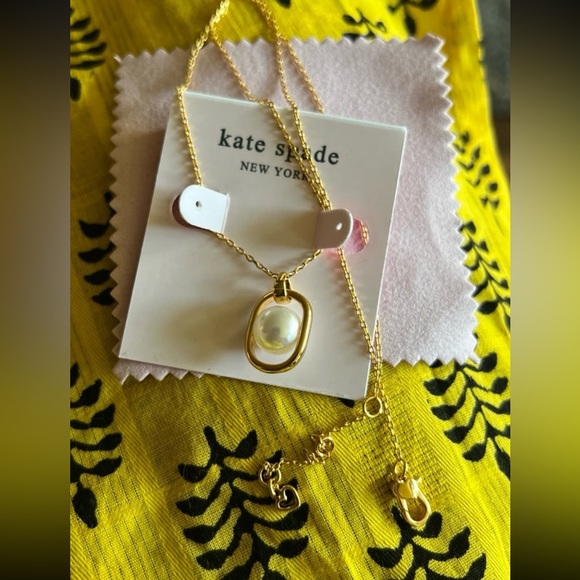 Kate spade minimalist pearl necklace NWt - Picture 7 of 7